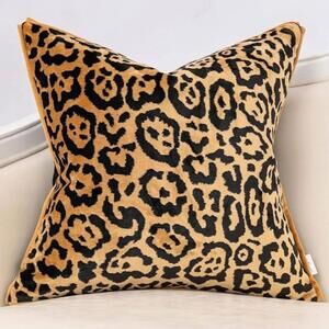 🆕 Leopard Print Velvet EURO decorative accent pillow cover in 20” x 20”